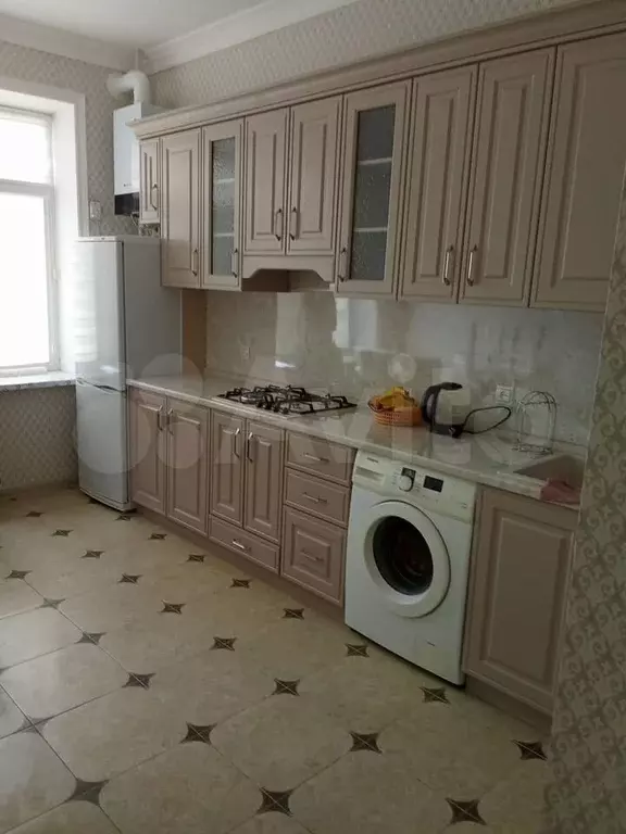 1-к. квартира, 50 м, 3/8 эт. - Фото 0