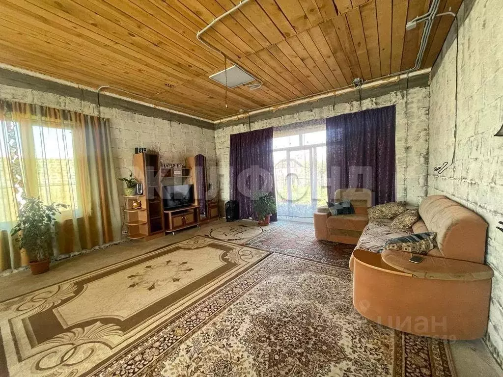 Коттедж в Хакасия, Усть-Абаканский район, с. Калинино ул. Янтарная, 12 ... - Фото 2