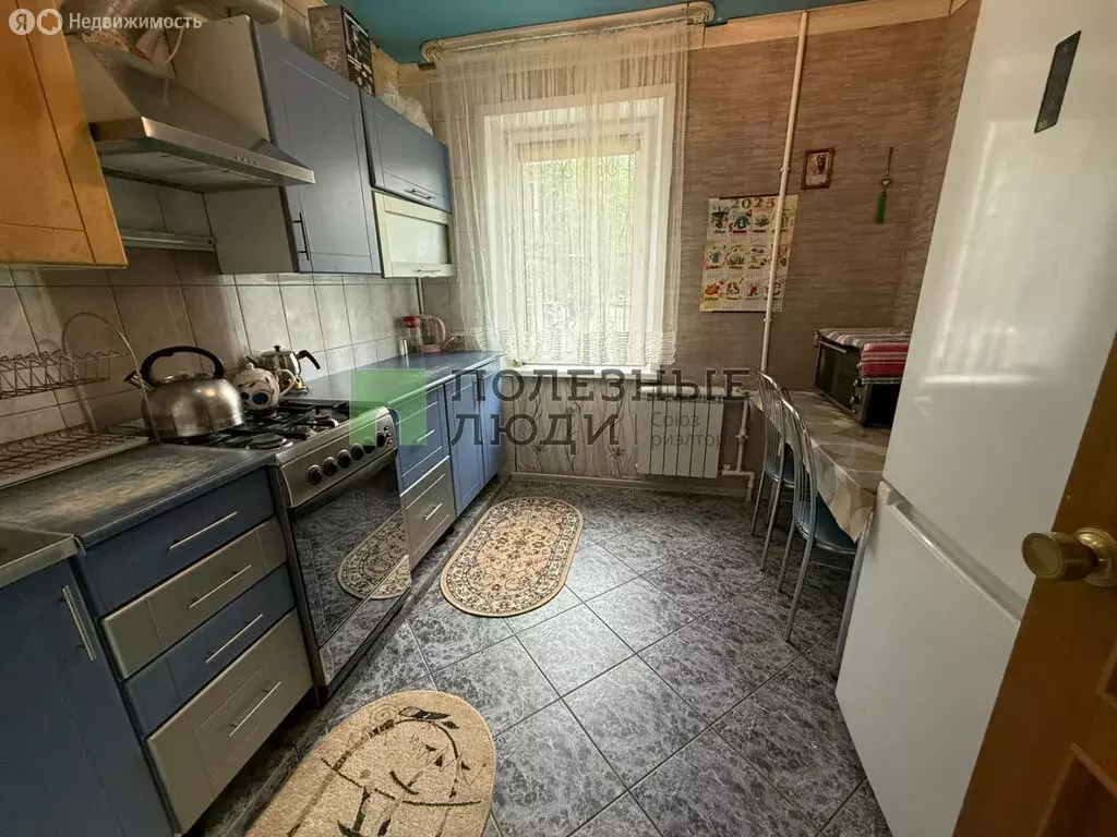 3-комнатная квартира: Астрахань, Курская улица, 57 (70 м) - Фото 1