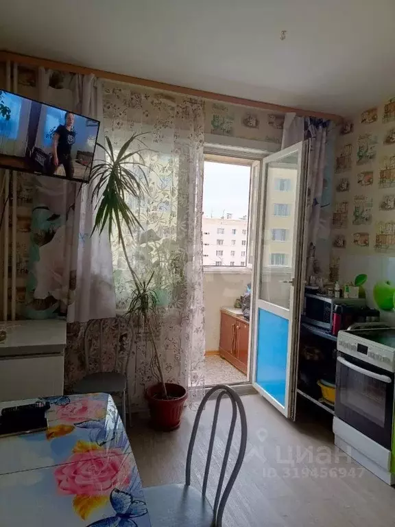 3-к кв. Сахалинская область, Долинск Комсомольская ул., 36В (70.8 м) - Фото 0