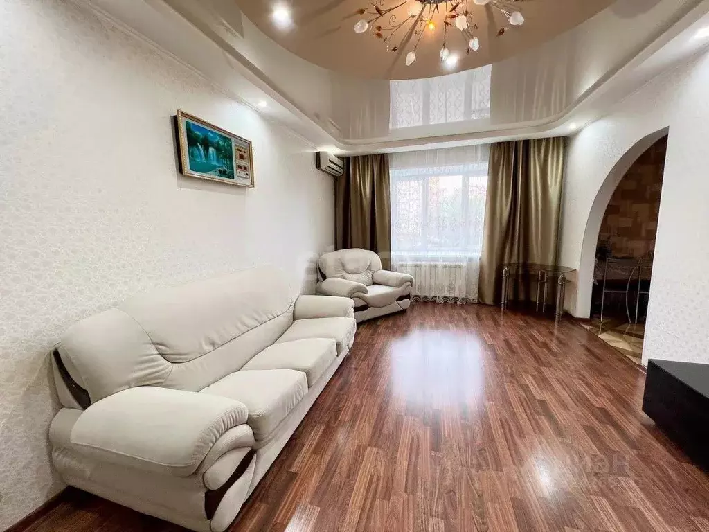 2-к кв. Амурская область, Благовещенск ул. 50 лет Октября, 71 (86.4 м) - Фото 1