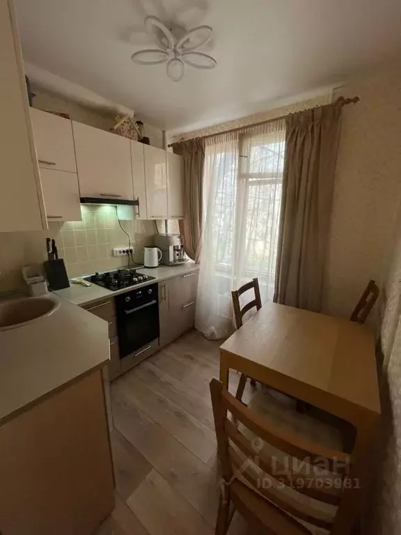 1-к кв. Москва ул. Архитектора Власова, 15К3 (33.0 м) - Фото 0