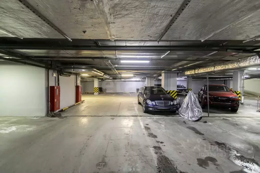 Гараж в Тюменская область, Тюмень ул. Осипенко, 16 (11 м) - Фото 1