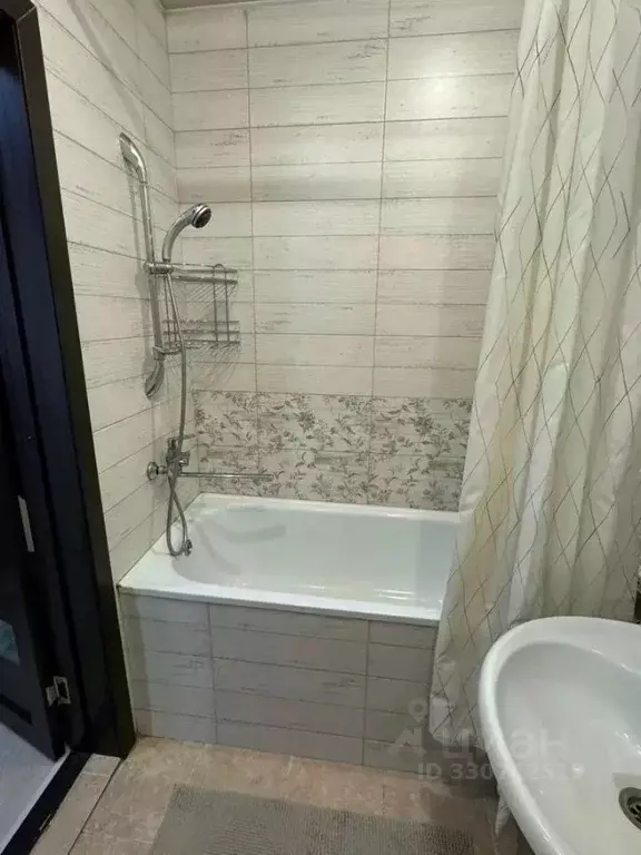 1-к кв. Татарстан, Казань ул. Габдуллы Кариева, 6 (34.4 м) - Фото 2