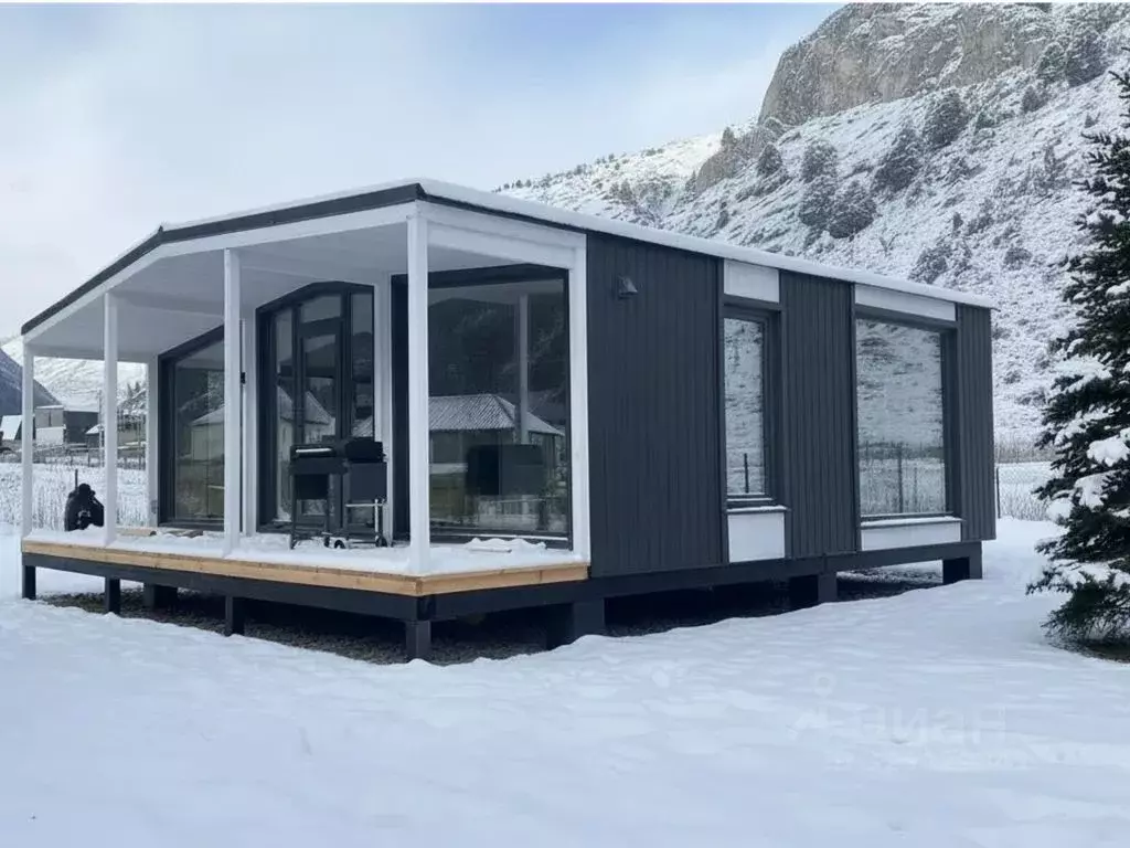 Дом в Кабардино-Балкария, Эльбрусский район, с. Тегенекли ул. Имени ... - Фото 1