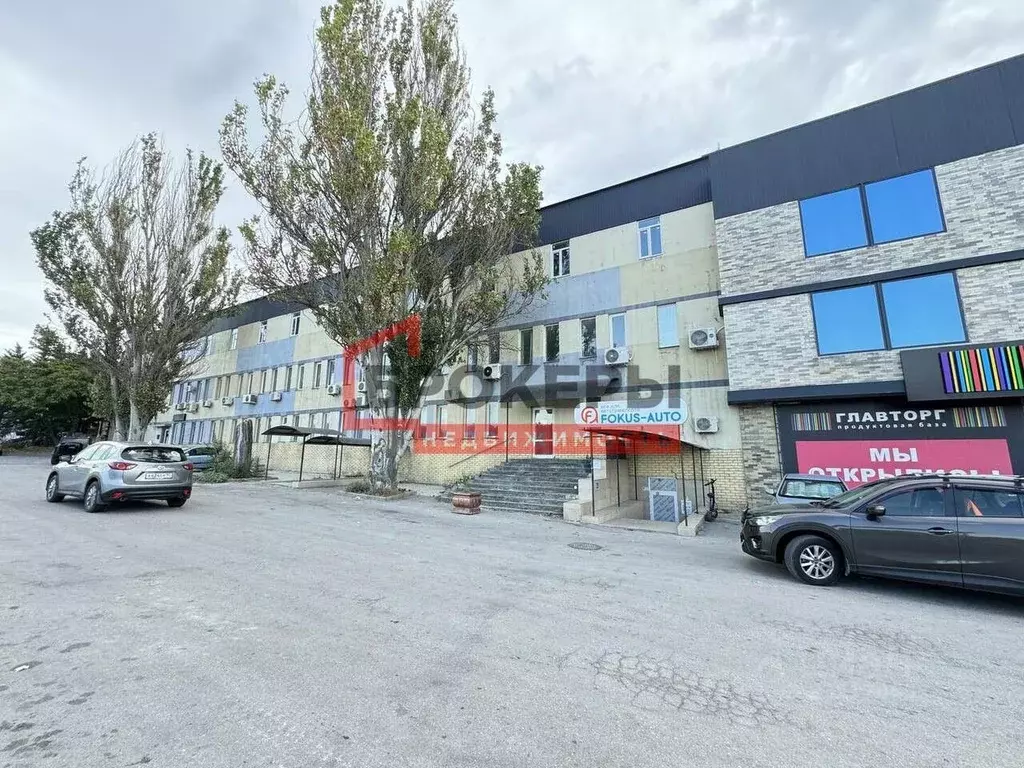 Помещение свободного назначения в Севастополь ш. Камышовое, 15 (450 м) - Фото 2