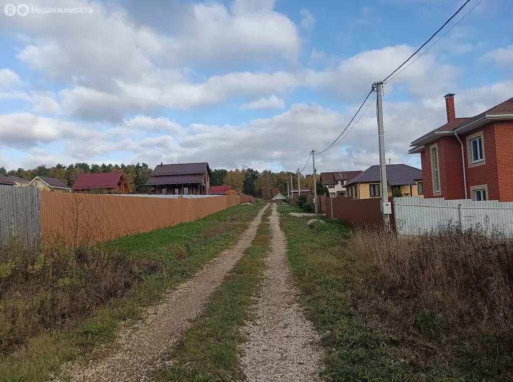 Участок в Московская область, городской округ Серпухов, деревня Лукино ... - Фото 1