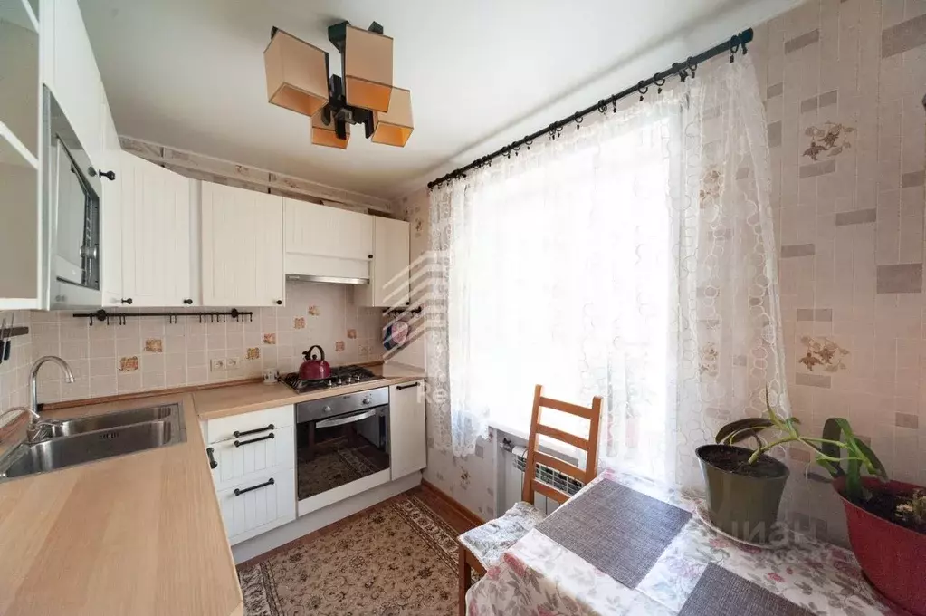 2-к кв. Московская область, Домодедово Барыбино мкр, ул. Южная, 16 ... - Фото 0