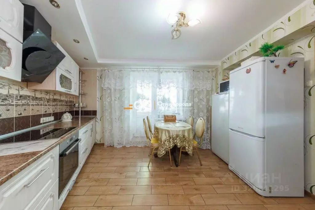 2-к кв. Брянская область, Брянск Московский мкр, 42/2 (69.4 м) - Фото 1