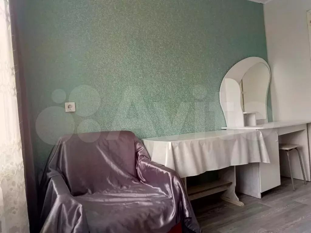 Комната 11 м в 4-к., 5/5 эт. - Фото 1