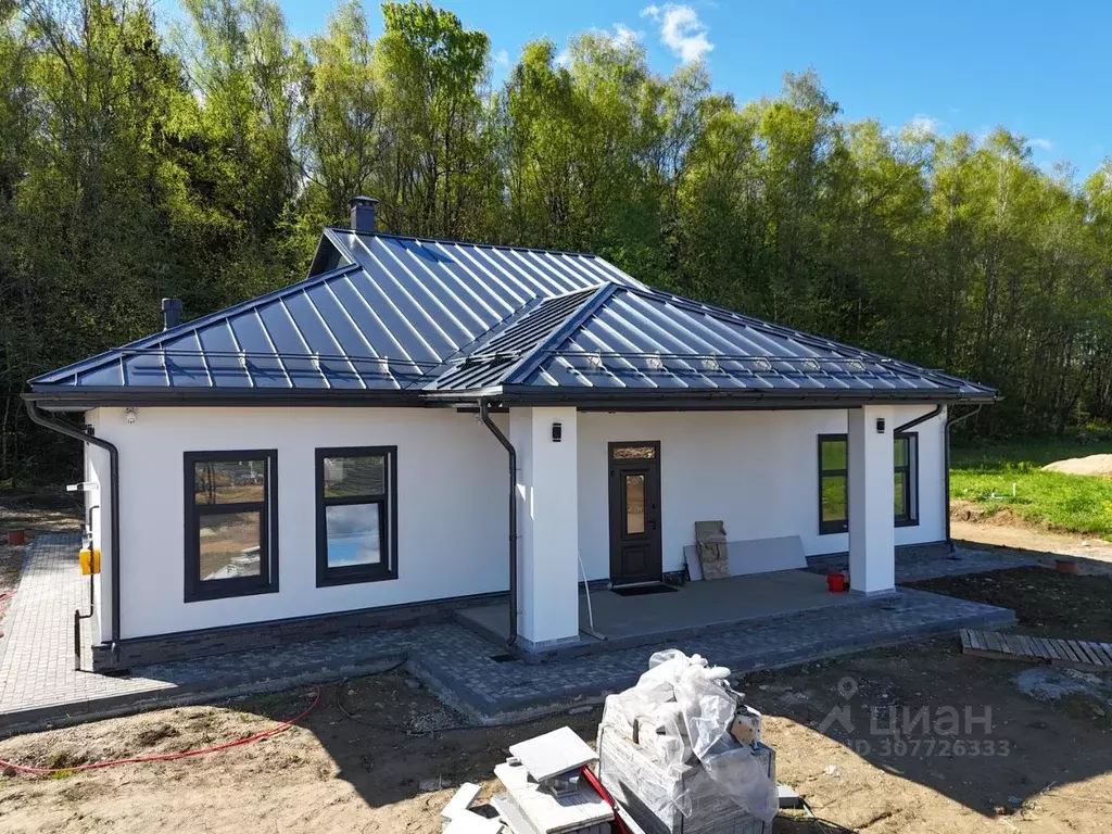 Дом в Калужская область, Боровский муниципальный округ, Совьяки с/пос, ... - Фото 1