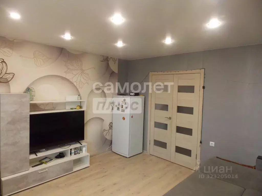 3-к кв. Липецкая область, Липецк ул. М. Горького, 17 (62.0 м) - Фото 1