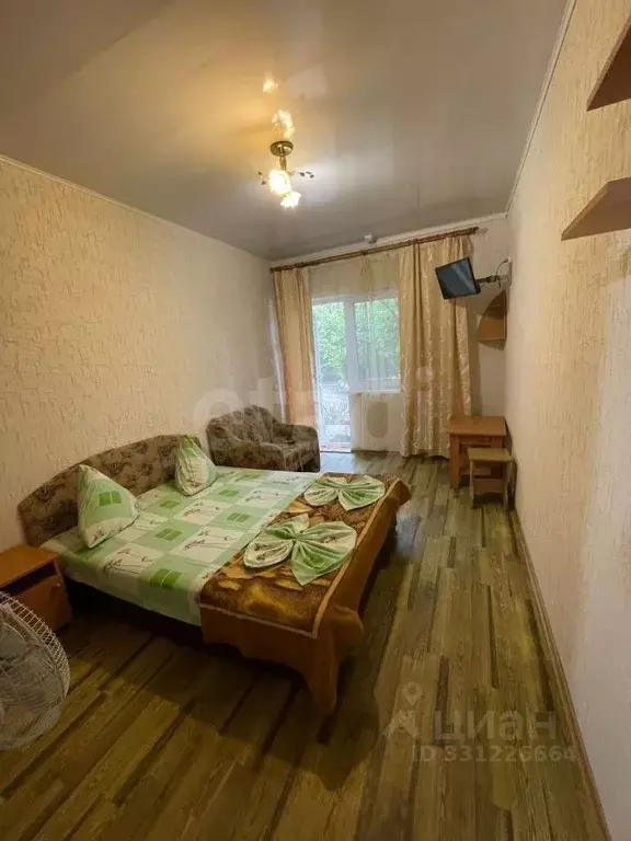 Дом в Крым, Сакский район, с. Штормовое ул. Набережная, 3/73 (131 м) - Фото 1