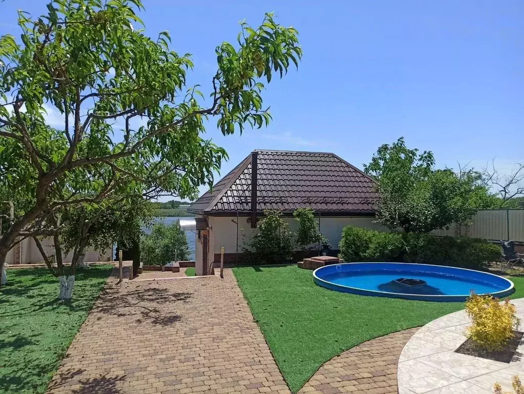 Дом в Краснодарский край, Тимашевск Южный мкр, ул. Набережная (135 м) - Фото 1