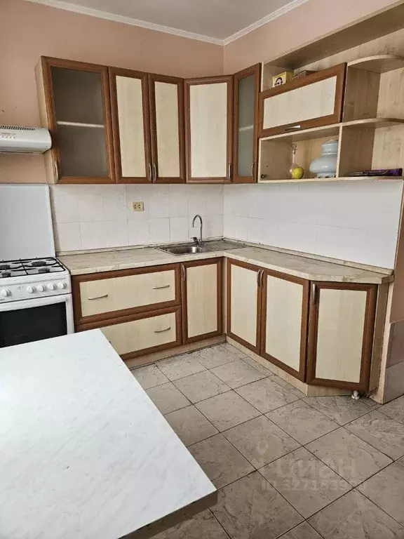 1-к кв. Саратовская область, Саратов ул. Имени Братьев Никитиных, 8к6 ... - Фото 2