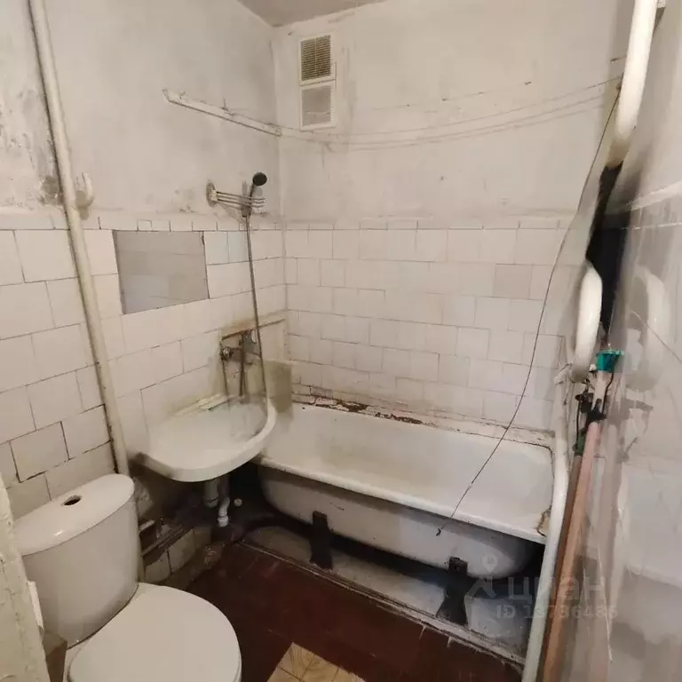 2-к кв. Кировская область, Киров ул. Сурикова, 22б (44.6 м) - Фото 1
