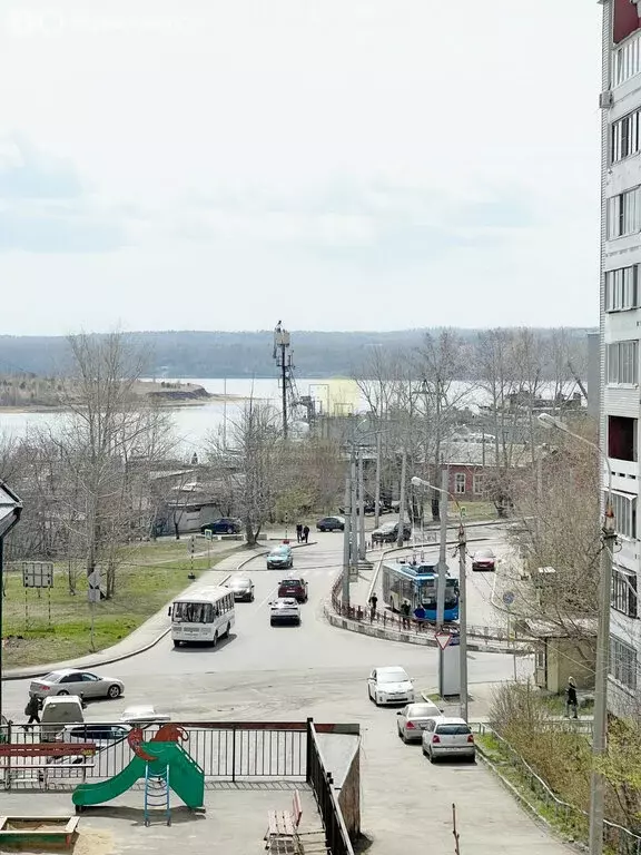 2-комнатная квартира: Иркутск, проспект Маршала Жукова, 13 (48.4 м) - Фото 1