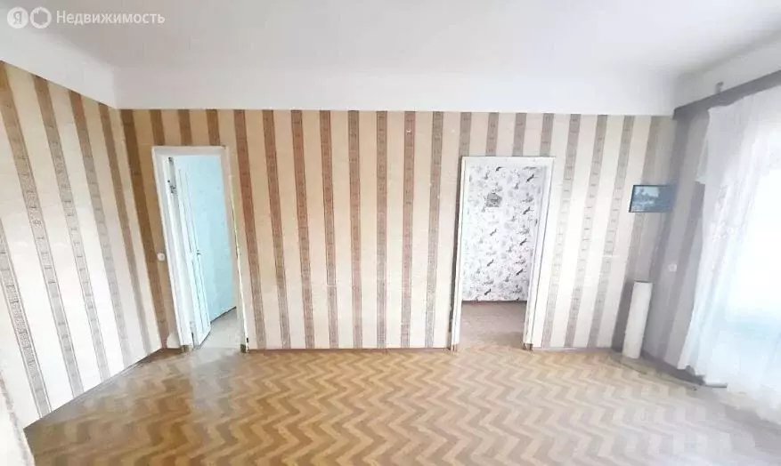 3-комнатная квартира: Оренбург, улица Максима Горького, 2 (40.2 м) - Фото 0