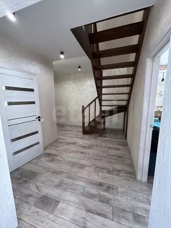 Дом в Алтайский край, Новоалтайск Центральная ул., 64В (150 м) - Фото 1