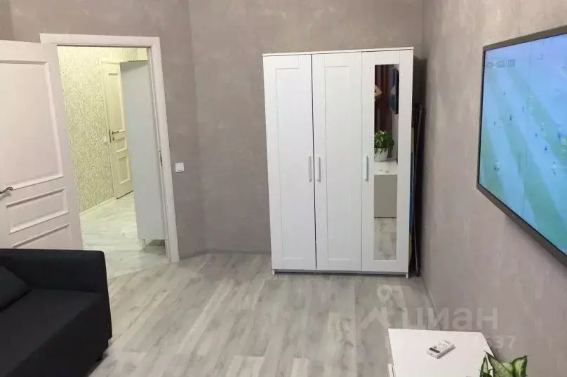 1-к кв. Краснодарский край, Геленджик Туристическая ул., 2В (37.0 м) - Фото 1