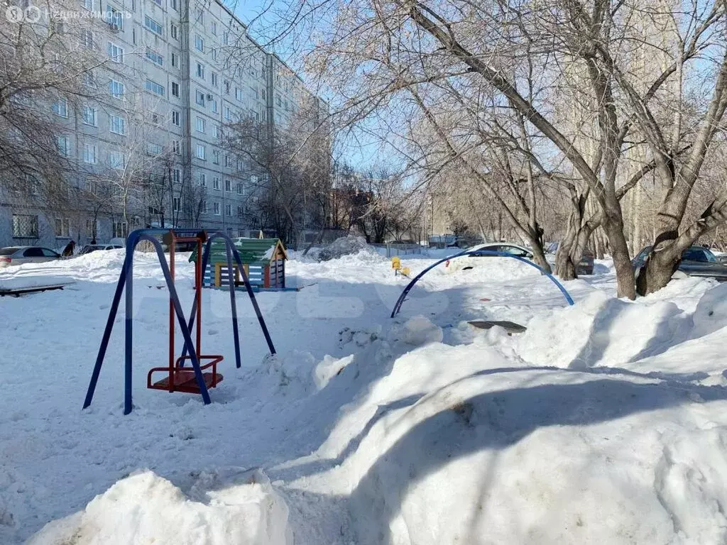 2-комнатная квартира: Омск, улица 10 лет Октября, 219/1 (53.2 м) - Фото 2