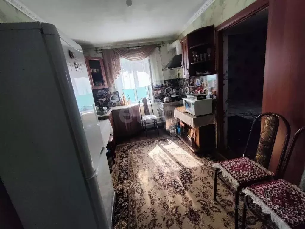 Дом в Краснодарский край, Кущевский район, Красносельское с/пос, с. ... - Фото 1