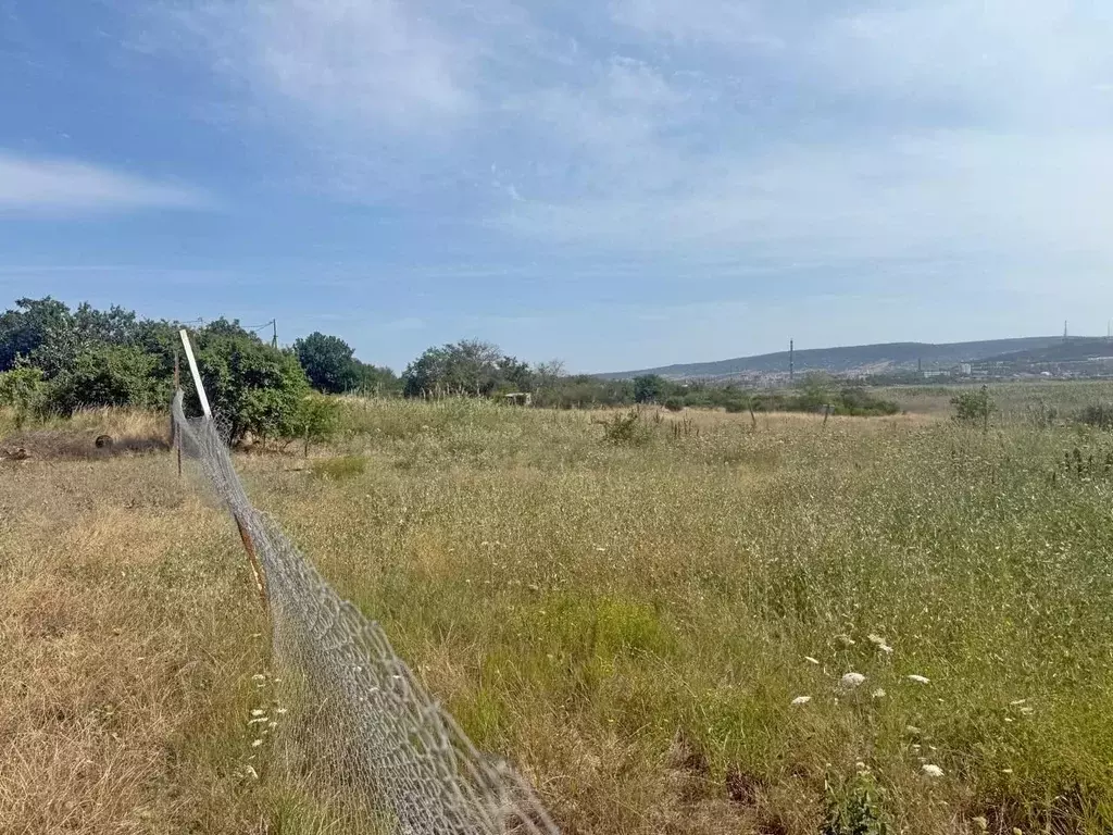 Участок в Крым, Феодосия Инвалидов Ручеек СПК,  (6.7 сот.) - Фото 1