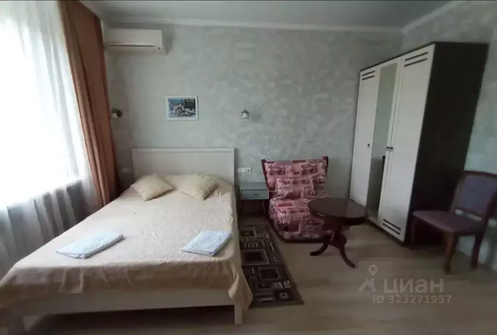 Комната Краснодарский край, Геленджик ул. Толстого, 42А (20.0 м) - Фото 1