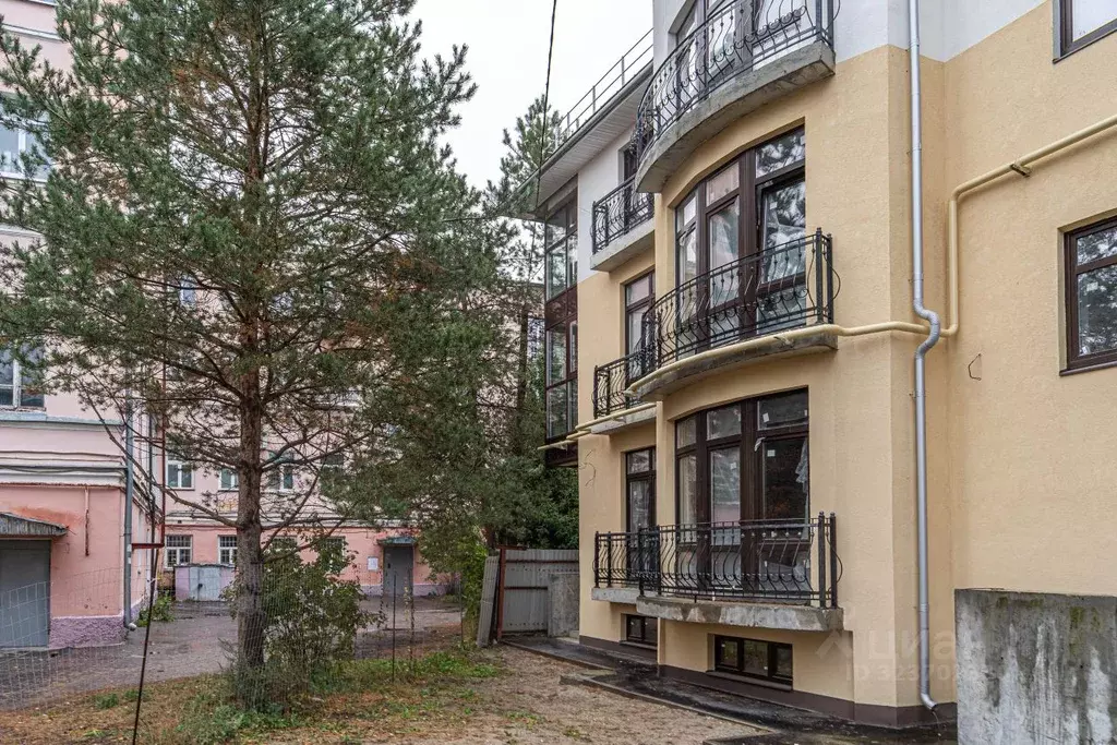 5-к кв. Ярославская область, Ярославль ул. Суркова, 3 (260.0 м) - Фото 1