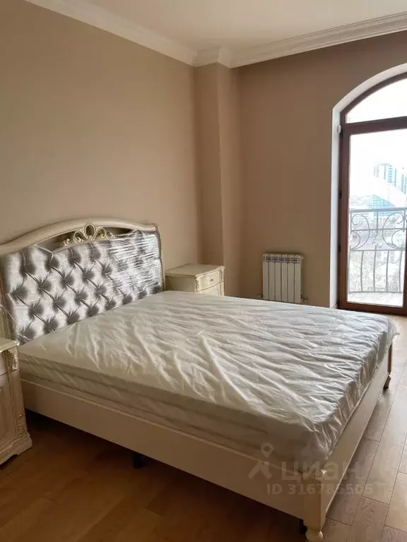 5-к кв. Краснодарский край, Краснодар Центральный мкр, ул. ... - Фото 0