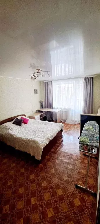 2-к. квартира, 52 м, 1/10 эт. - Фото 0