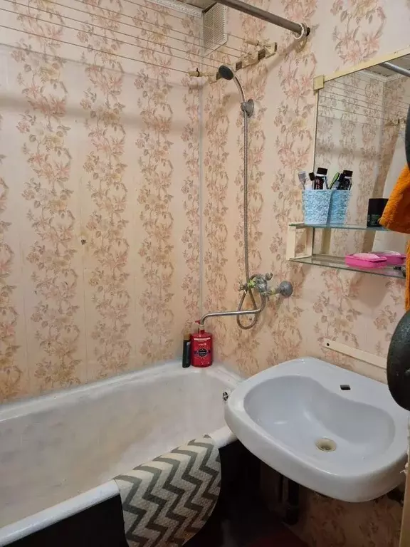 1-к кв. Ленинградская область, Лужский район, д. Ретюнь ул. ... - Фото 2