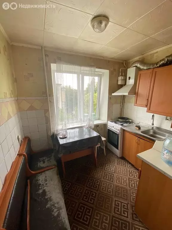 3-комнатная квартира: Бахчисарай, улица Гагарина, 9 (52 м) - Фото 1
