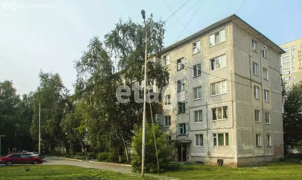 2-комнатная квартира: Тюмень, улица 50 лет Октября, 64 (44.4 м) - Фото 0