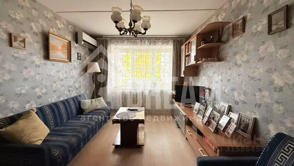 3-к кв. Волгоградская область, Волгоград ул. Рыкачева, 14 (50.5 м) - Фото 0