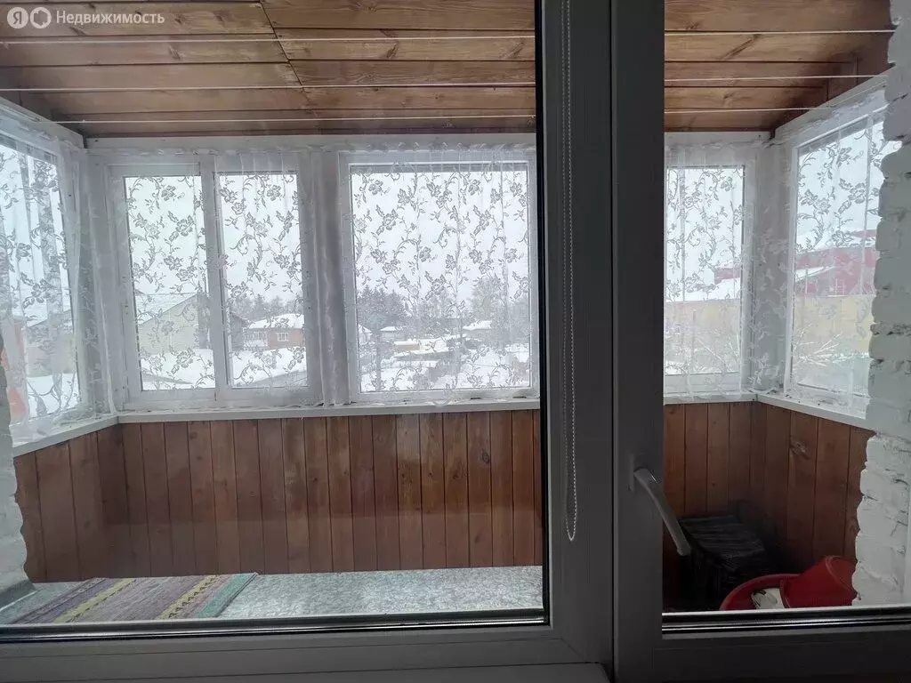 3-комнатная квартира: Болотное, улица 50 лет Октября, 8 (48.5 м) - Фото 1