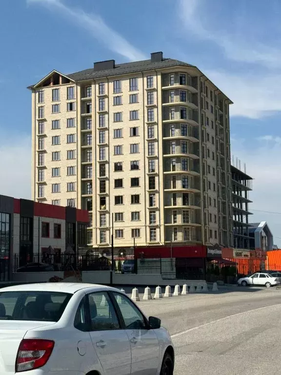 2-к кв. Кабардино-Балкария, Нальчик ул. Атажукина, 151 (65.0 м) - Фото 1