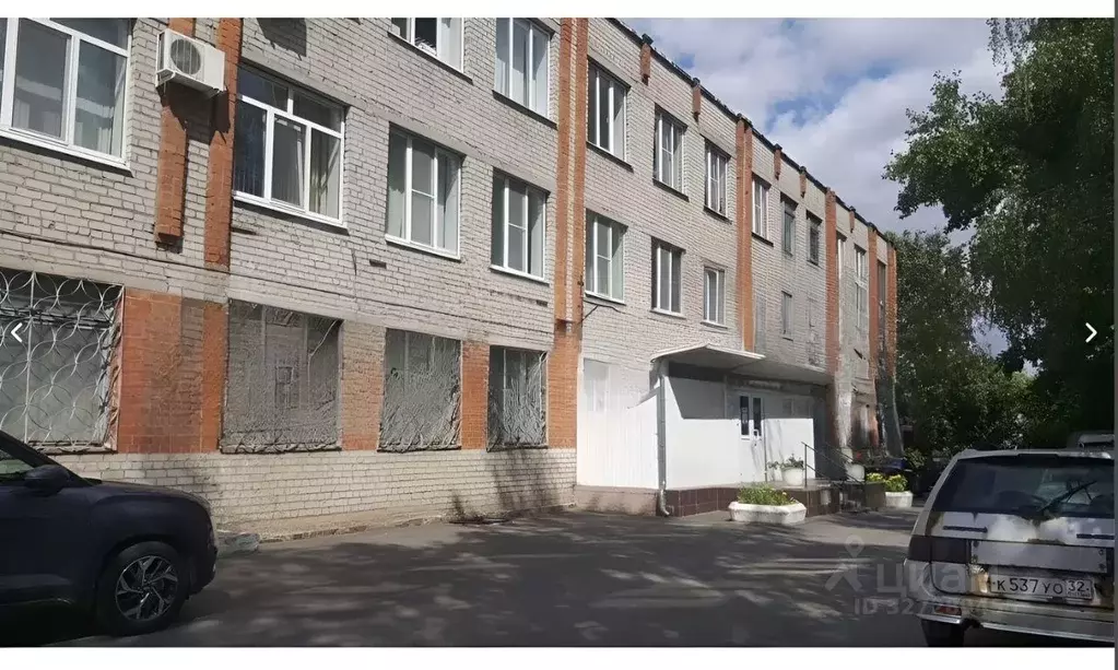 Помещение свободного назначения в Брянская область, Брянск ул. ... - Фото 1