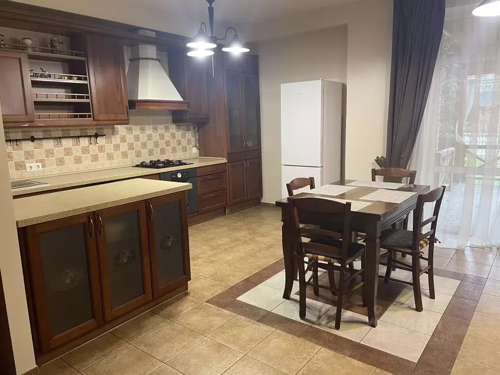 6-к кв. Московская область, Раменское ул. Молодежная, 6 (200.0 м) - Фото 1