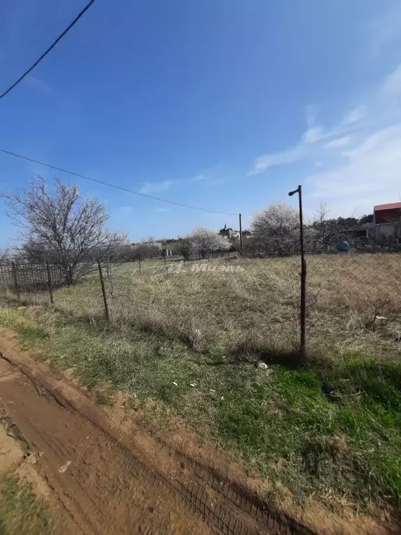 Участок в Крым, Симферопольский район, с. Трудовое ул. Зеленая (6.0 ... - Фото 1