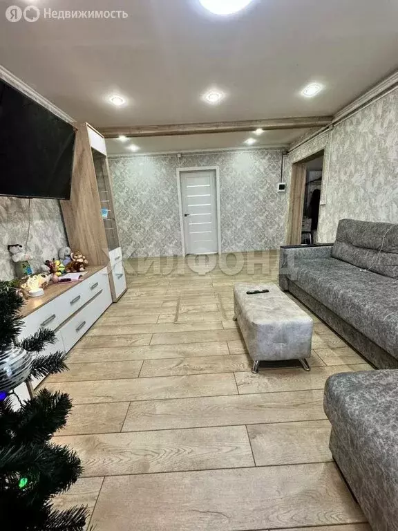Дом в посёлок городского типа Каа-Хем, Таёжная улица (99 м) - Фото 1
