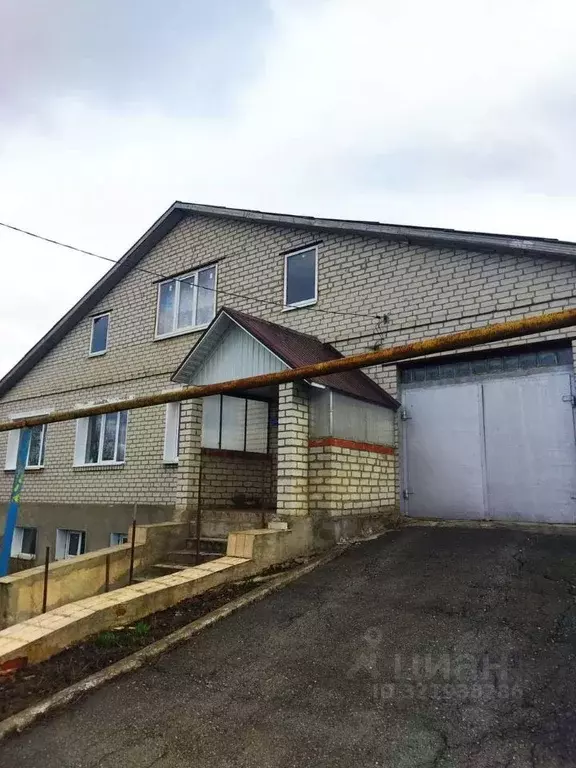 Коттедж в Белгородская область, Короча Корочанская ул. (240 м) - Фото 1