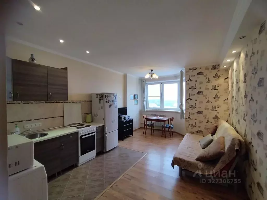 1-к кв. Московская область, Наро-Фоминск ул. Войкова, 3 (51.4 м) - Фото 2