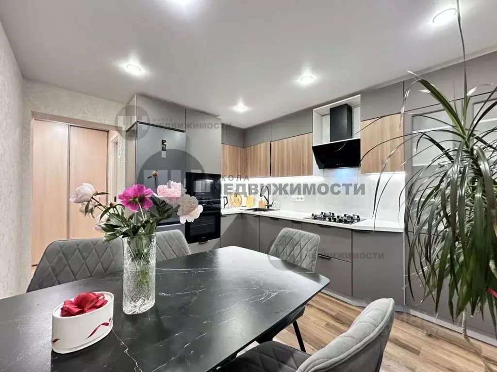 3-к кв. Санкт-Петербург ул. Коллонтай, 28К1 (110.0 м) - Фото 1