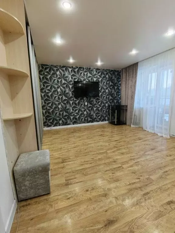 2-к кв. Свердловская область, Екатеринбург ул. Дорожная, 11 (58.9 м) - Фото 1