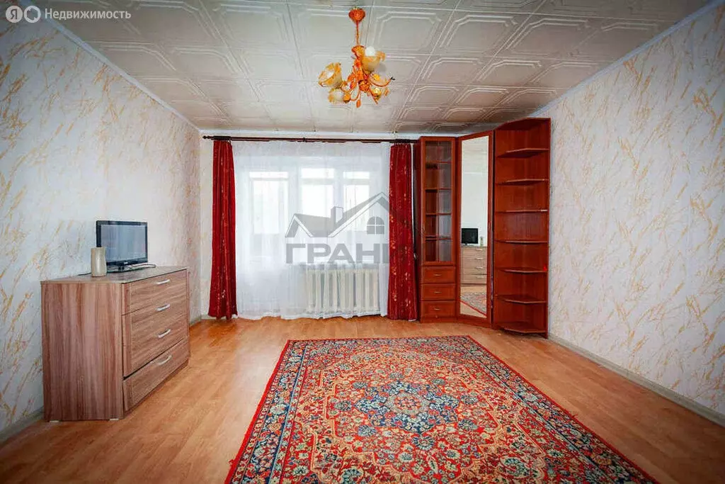 1-комнатная квартира: Малая Вишера, Школьная улица, 22А (42.3 м) - Фото 1