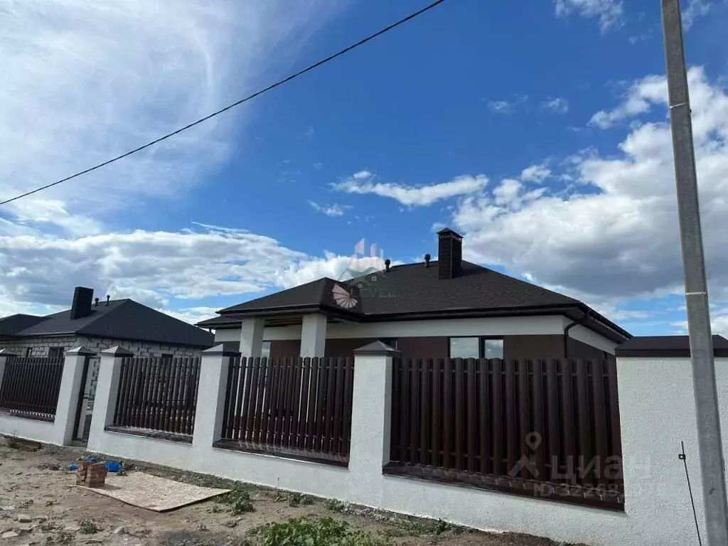 Дом в Саратовская область, Энгельсский район, Новопушкинское ... - Фото 2