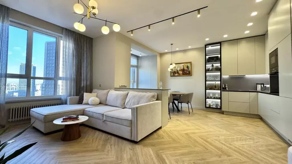 2-к кв. Москва Мосфильмовская ул., 98к2 (67.0 м) - Фото 1