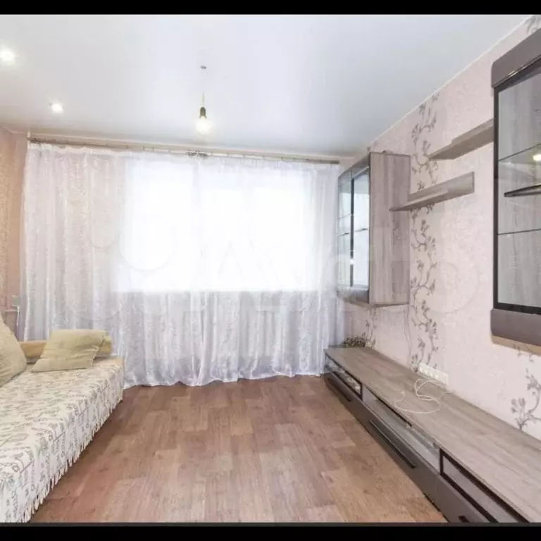 3-к. квартира, 70 м, 3/3 эт. - Фото 0
