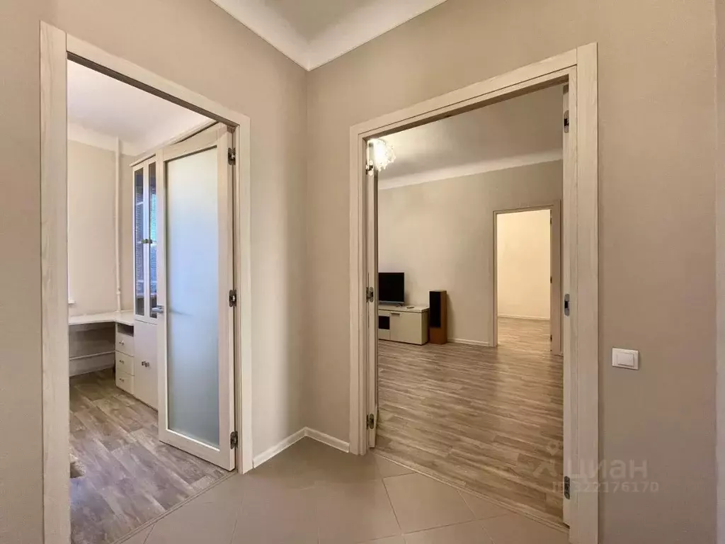 4-к кв. Омская область, Омск Спартаковская ул., 8 (95.0 м) - Фото 1